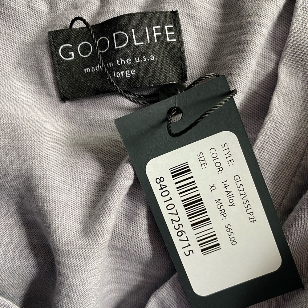 Good life Men’s V Neck tshirt